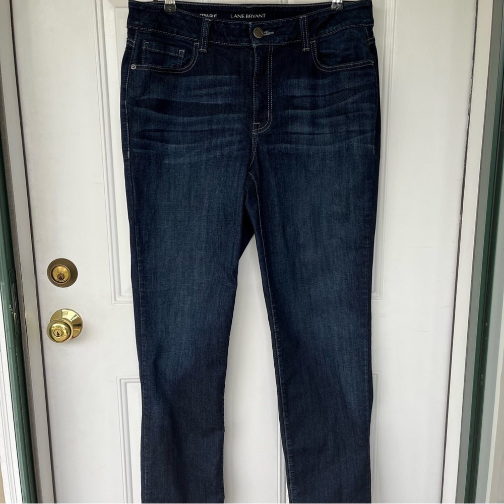 •Lane Bryant• Nearly New Straight Leg Jeans - Size 18